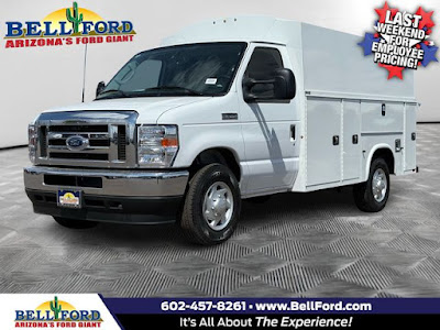2025 Ford E-350SD