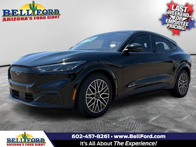 2025 Ford Mustang Mach-E